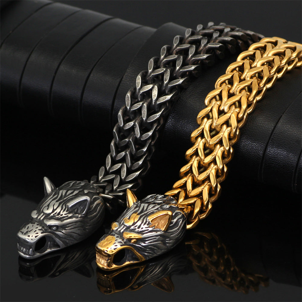 Wolf Bracelet in Stainless Steel