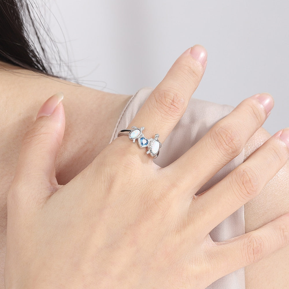 Turtle Ring in 925 Silver and Opal Stone