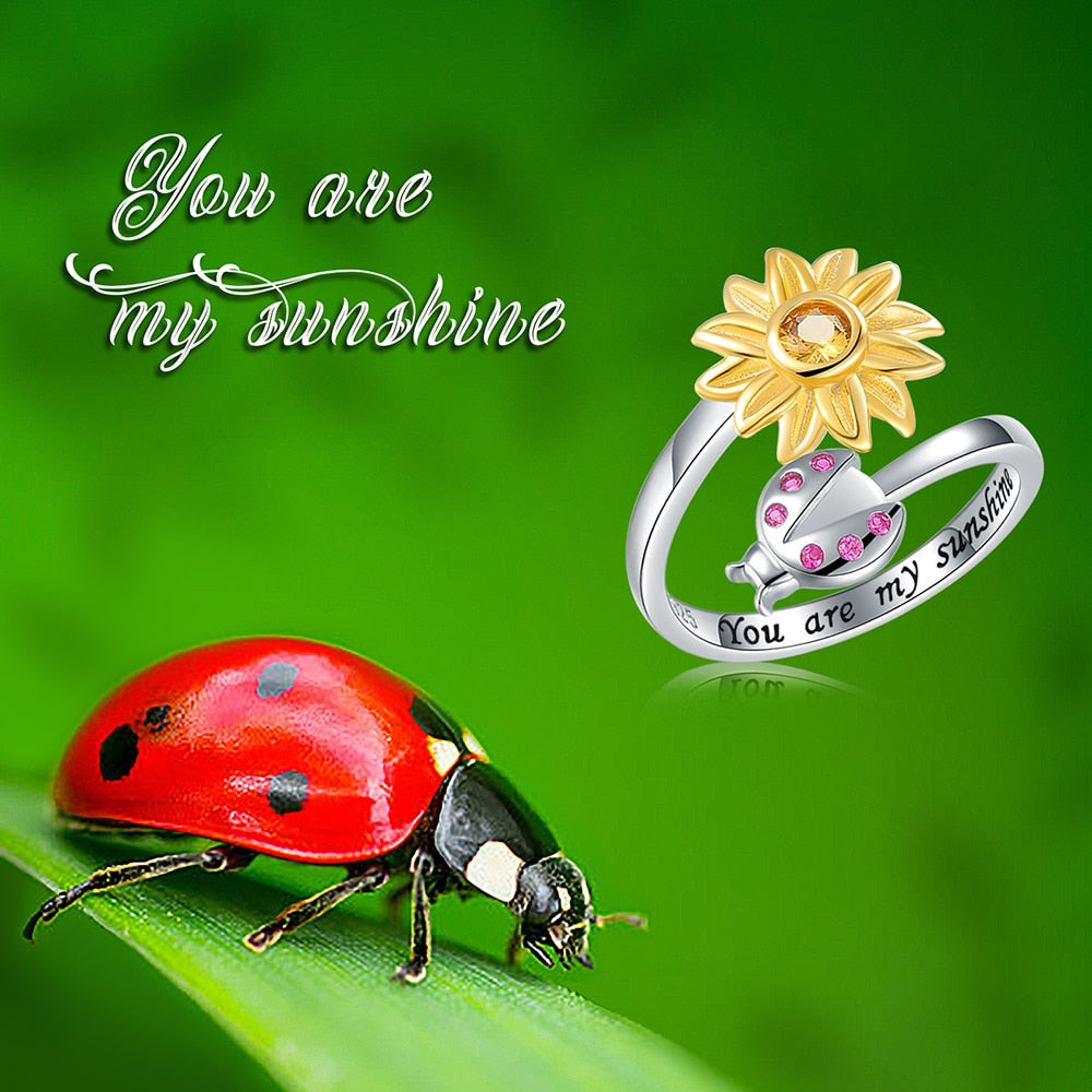 Sunflower Ring with Ladybug in 925 Silver and Zircons
