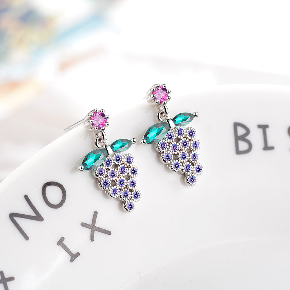Cluster of Grapes Earrings in 925 Silver