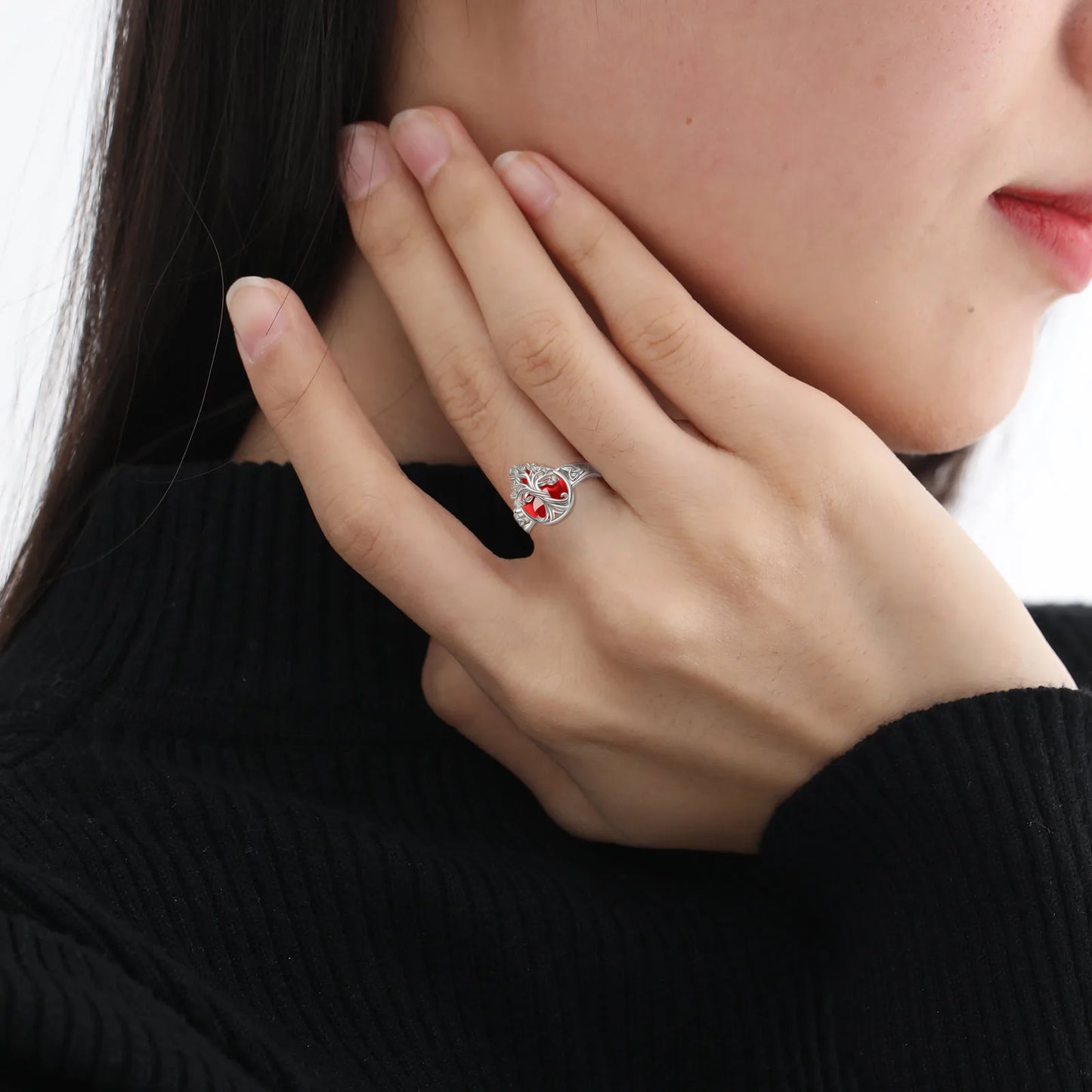 Anello Albero della Vita in Argento 925 e Corniola